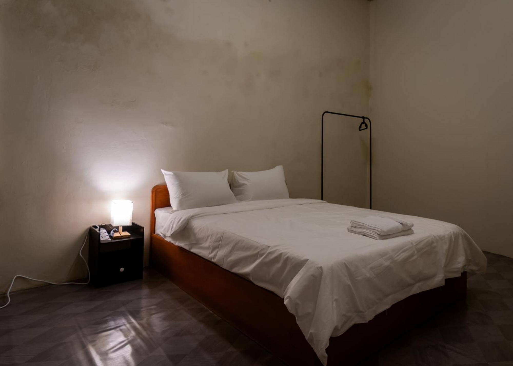 Aayu Pantai George Town Penang Hostel Exterior photo